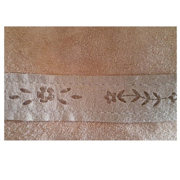 EUC, Danier Tan suede wrap-front skirt - Picture 2 of 6